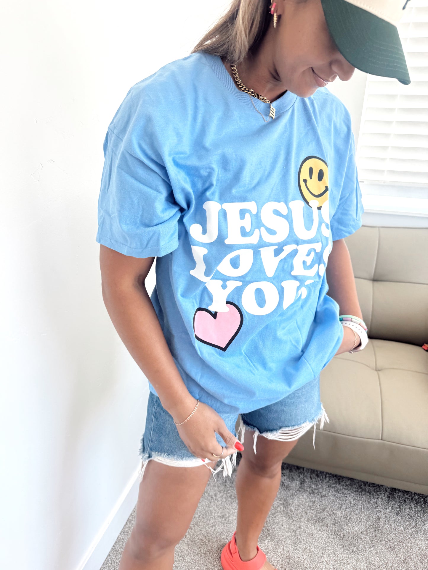 Smile // Jesus Loves You Tee | Blue