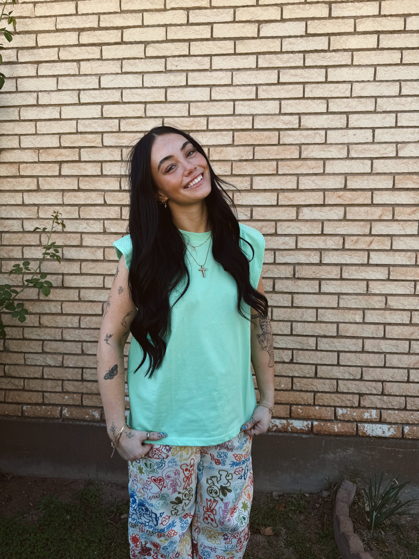 Padded Shoulder Sleeveless Cotton Muscle Tee