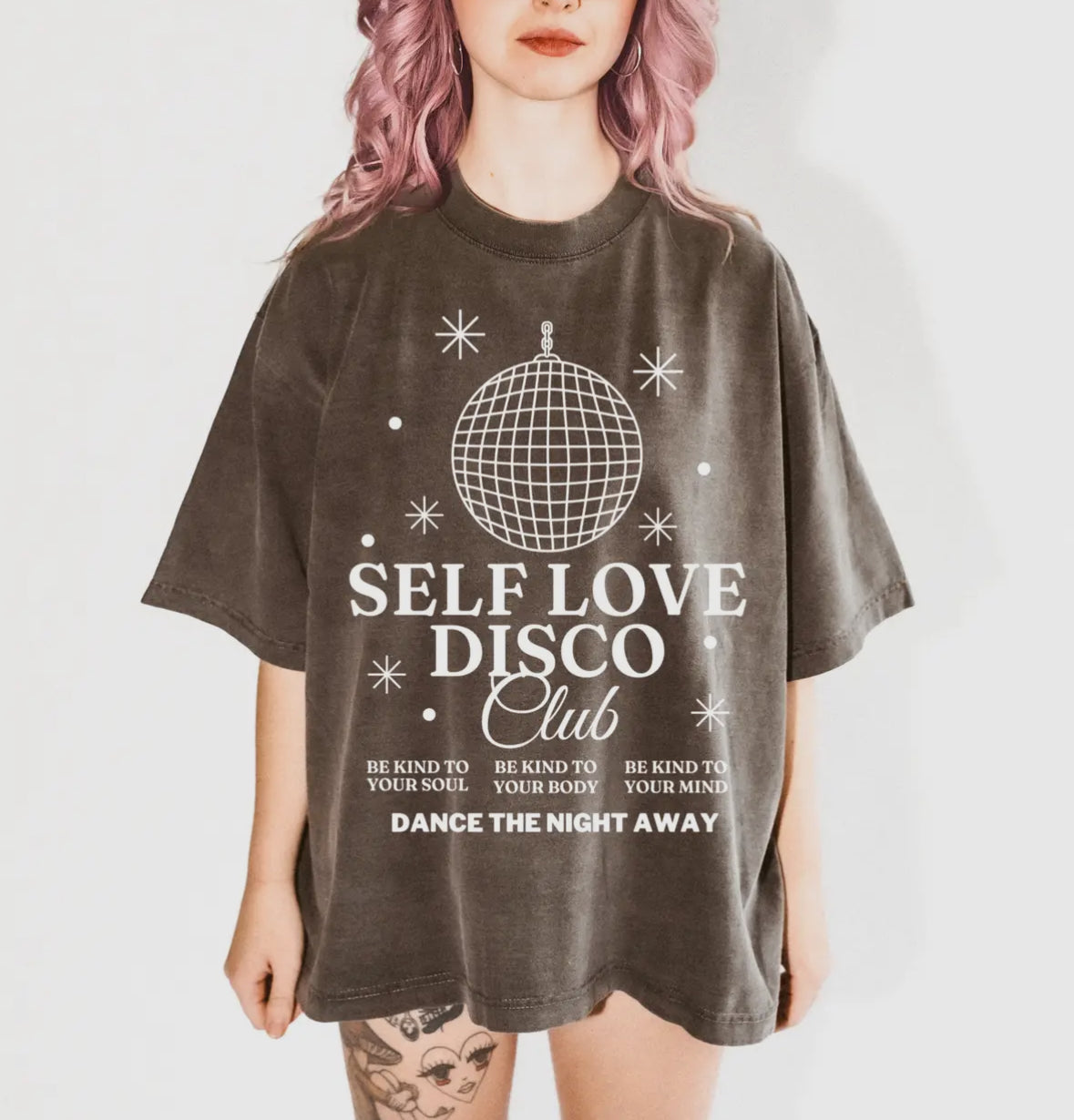 Self Love Disco Club Trendy y 2k
Aesthetic Tee - Smoke