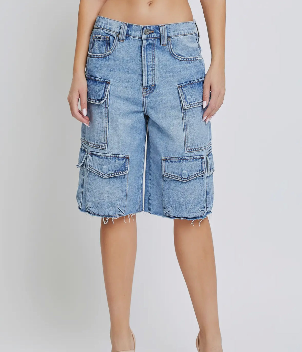 Medium Wash Cargo Baggy Shorts