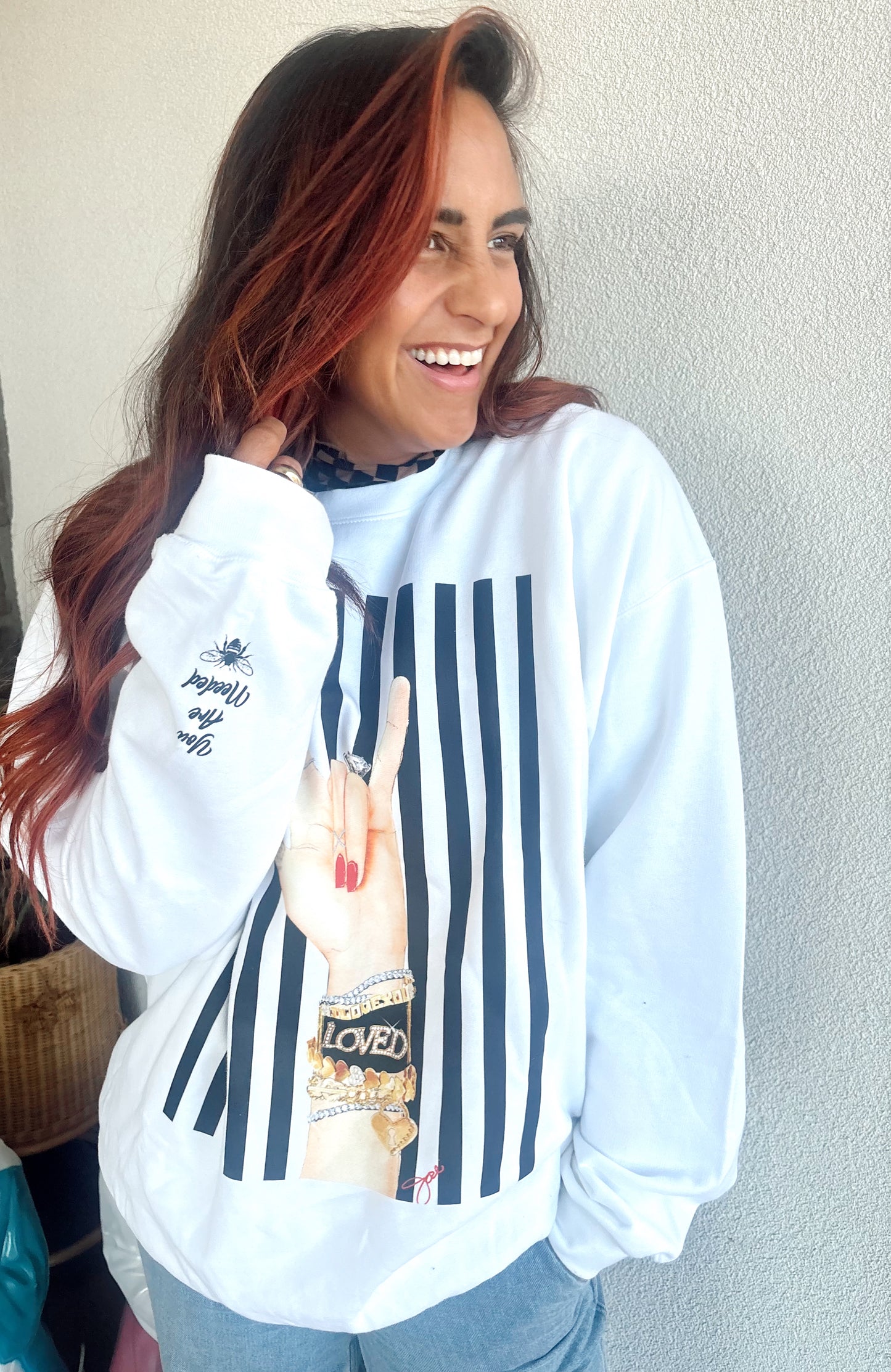 “I LOVE YOU SIGN” 🤟🏽 crewneck// LIMITED EDITION