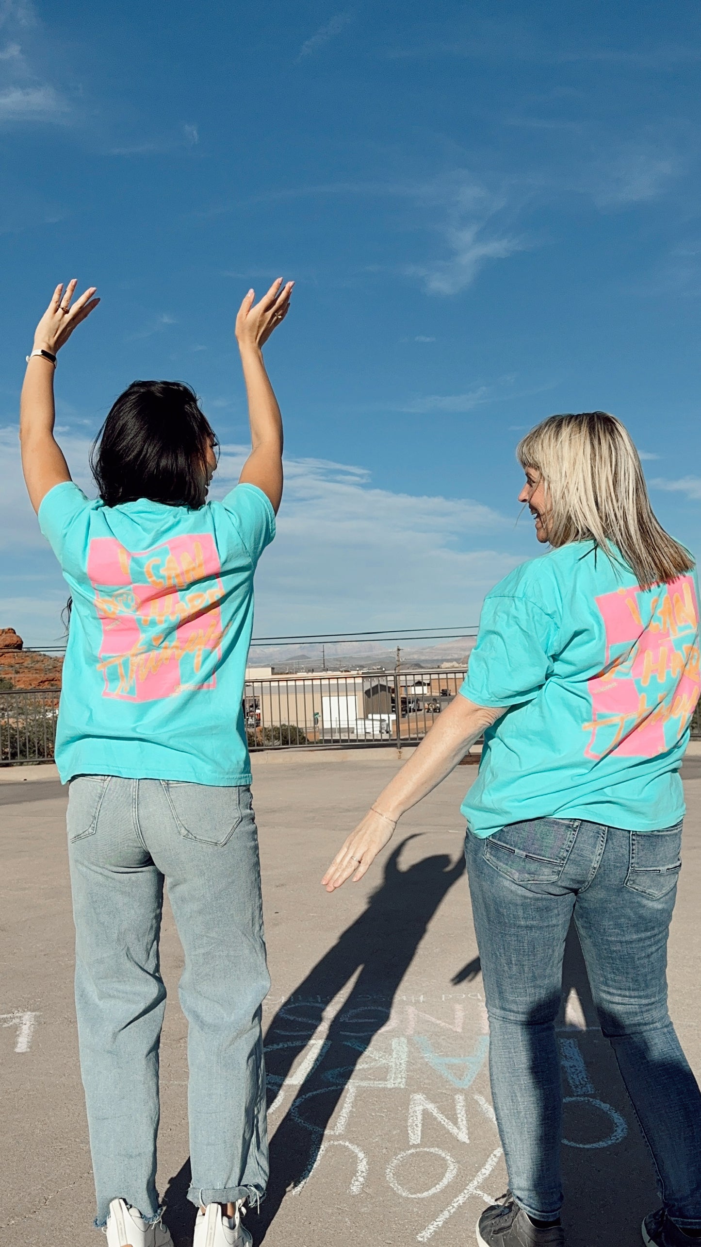 TEAL I Can Do Hard Things T-SHIRT// OVERSIZED