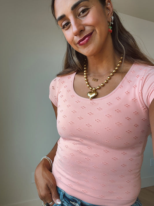 Seamless Eyelet Round Neck Short Sleeve Top || peaches n cream