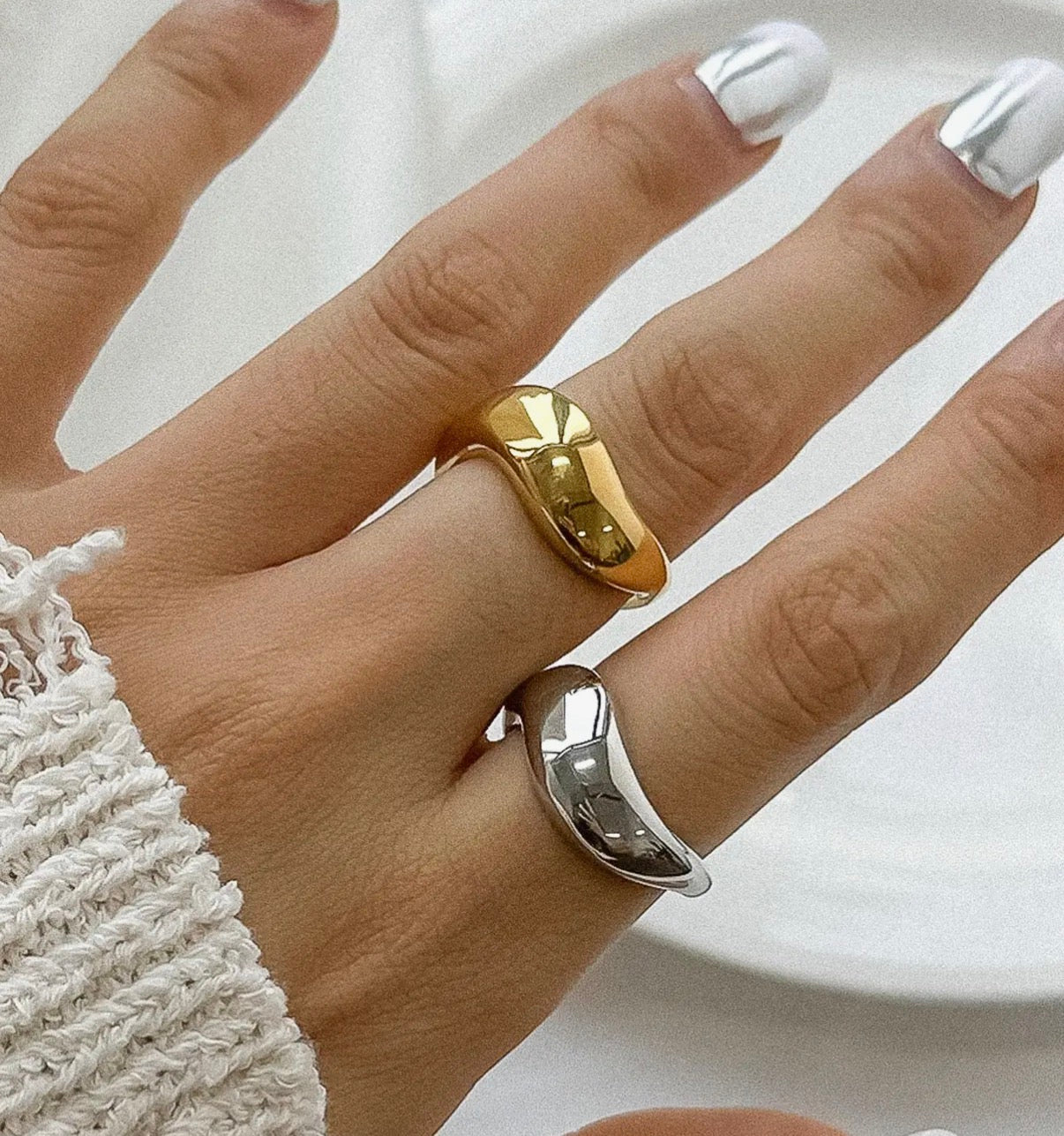Wavy Band 18K Non Tarnish Ring