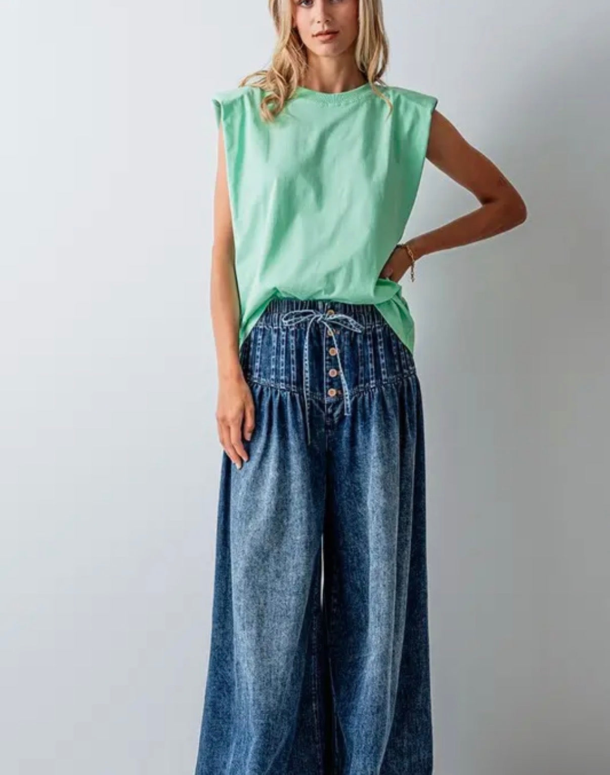 Padded Shoulder Sleeveless Cotton Muscle Tee