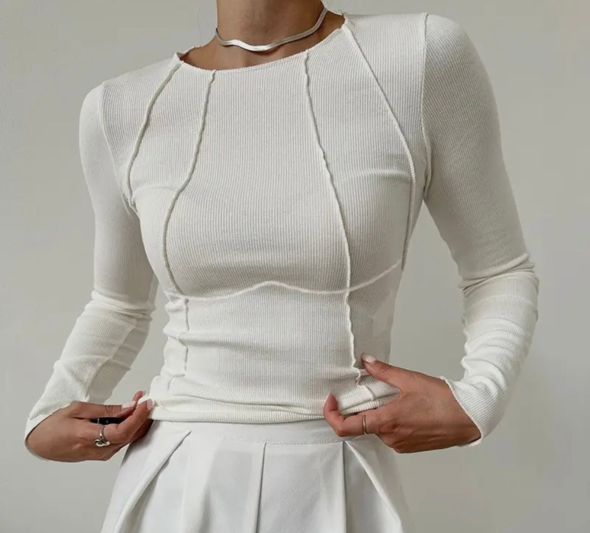 Long Sleeve Fitted Round Neck T-Shirt • WHITE