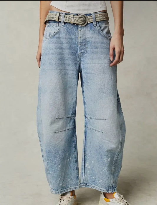 Light Wash Barrel Jeans