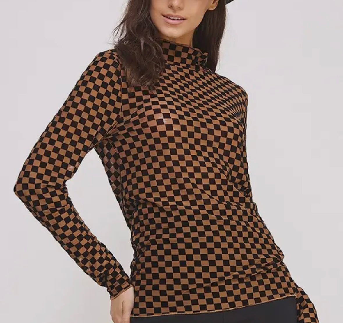 Long Sleeve Checkered Mesh Tops