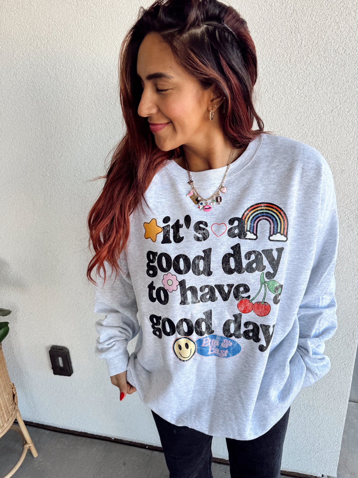 Good Day Graphic sweatshirt